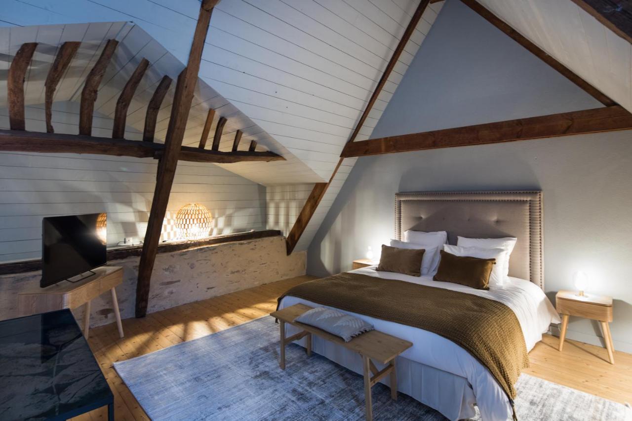 Manoir Du Vau D Arz Gites Et Chambres D Hotes Avec Piscine Malansac Exteriér fotografie