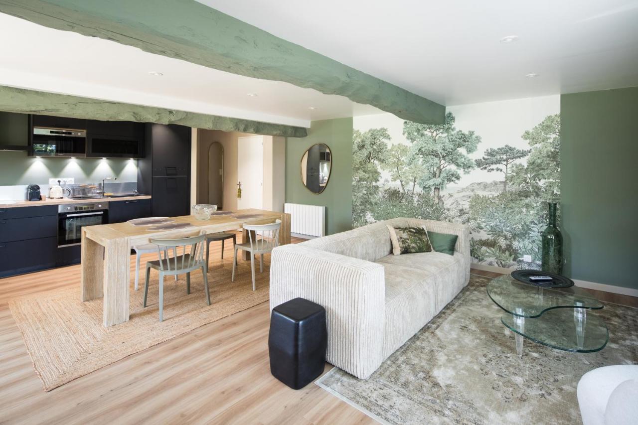 Manoir Du Vau D Arz Gites Et Chambres D Hotes Avec Piscine Malansac Exteriér fotografie