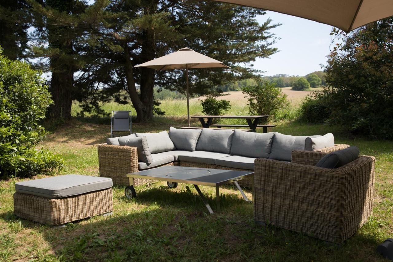 Manoir Du Vau D Arz Gites Et Chambres D Hotes Avec Piscine Malansac Exteriér fotografie