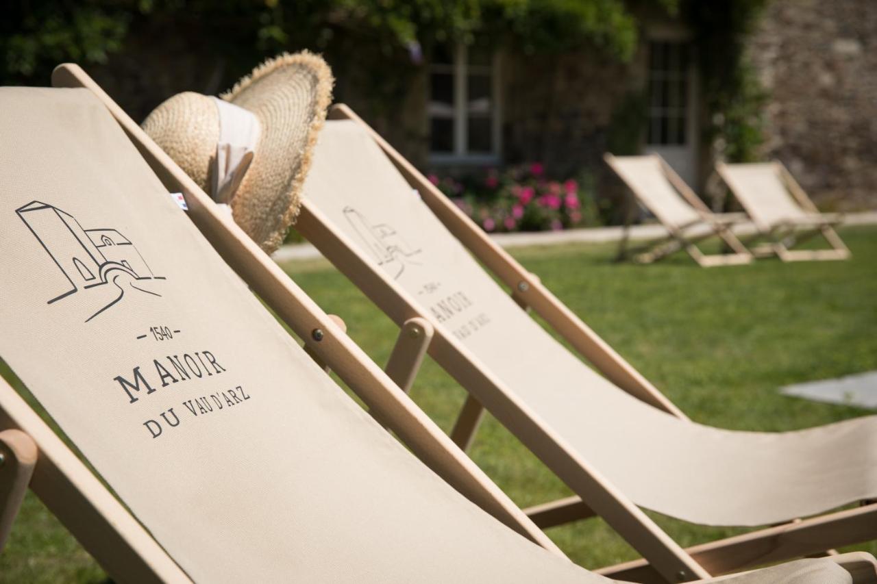 Manoir Du Vau D Arz Gites Et Chambres D Hotes Avec Piscine Malansac Exteriér fotografie